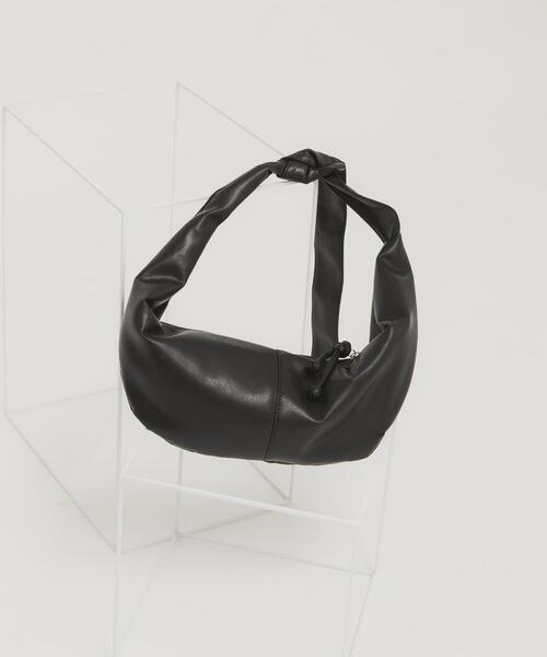 KBF(ケイビーエフ)の「ソフトイージーラウンドショルダーBAG(ショルダーバッグ・レディース・イエロー/ブラック・ONE)」の9枚目の写真