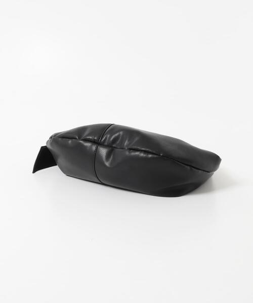 KBF(ケイビーエフ)の「ソフトイージーラウンドショルダーBAG(ショルダーバッグ・レディース・イエロー/ブラック・ONE)」の12枚目の写真