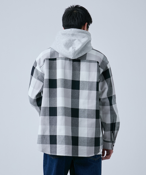 B.C STOCK（ベーセーストック）の「ビックチェック柄 フード シャツ（シャツ/ブラウス・メンズ・グレー/ブルー系その他/レッド・MEDIUM/LARGE）」の7枚目の写真