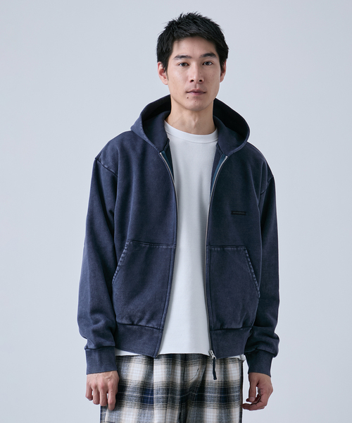 B.C STOCK（ベーセーストック）の「【ANTS & ELEPHANTS】ブリーチ加工 ショート丈 ダブルジップ裏毛パーカー（パーカー・メンズ・ブラック/レッド/ブラウン/ネイビー・LARGE/MEDIUM）」の3枚目の写真