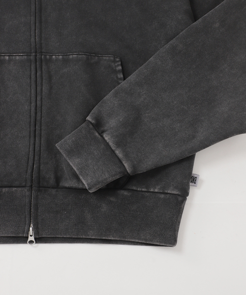 B.C STOCK（ベーセーストック）の「【ANTS & ELEPHANTS】ブリーチ加工 ショート丈 ダブルジップ裏毛パーカー（パーカー・メンズ・ブラック/レッド/ブラウン/ネイビー・LARGE/MEDIUM）」の18枚目の写真