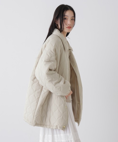 NANO universe(ナノユニバース)の「ひょうたんキルトラグランミドルコート(その他アウター・レディース・ブラック/ライトベージュ/カーキ・FREE)」の15枚目の写真