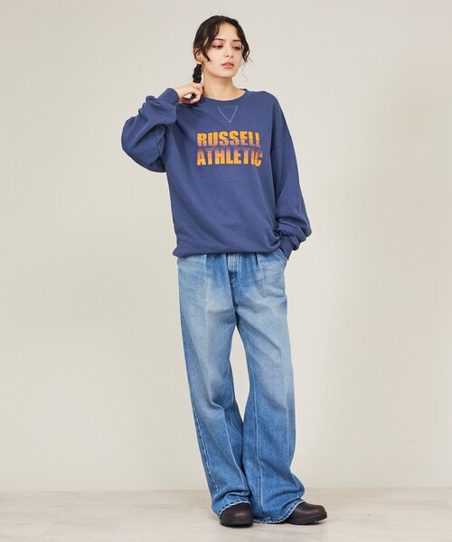 Russell Athletic(ラッセルアスレティック)の「【RUSSELL ATHLETIC / ラッセル アスレティック】Nu Blend Gradient Logo Sweat Crew / グラデーションロゴ スウェットクルー/ユニセックス(スウェット・メンズ・ホワイト/チャコールグレー/ネイビー・M/L)」の15枚目の写真