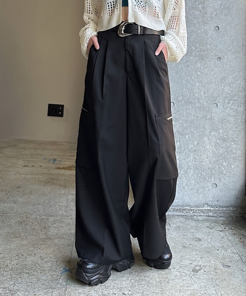 PAGEBOY（ページボーイ）の「デカポケZIPスラックス 【3color/2size】（スラックス・レディース・ブラック/カーキ/ベージュ・SMALL/MEDIUM）」の2枚目の写真