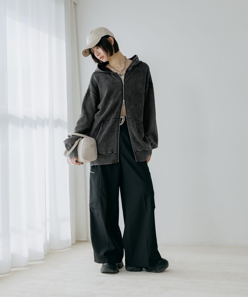 PAGEBOY（ページボーイ）の「デカポケZIPスラックス 【3color/2size】（スラックス・レディース・ブラック/カーキ/ベージュ・SMALL/MEDIUM）」の5枚目の写真