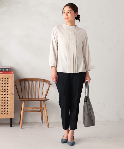 GALLORIA（ギャローリア）の「【お手入れ楽々･洗濯機で洗える】タックブラウス（シャツ/ブラウス・レディース・ホワイト/ライトグリーン/ライトベージュ・L/LL/M/S）」の7枚目の写真