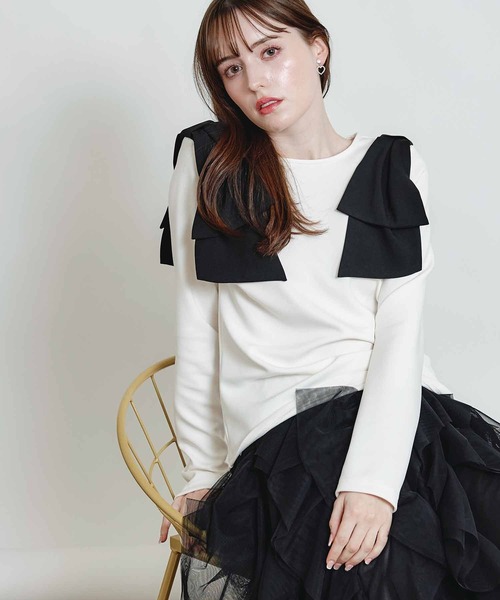 PICCIN(ピッチン)の「ショルダーリボンプルオーバー(Tシャツ/カットソー・レディース・ブラック/オフホワイト・M)」の2枚目の写真