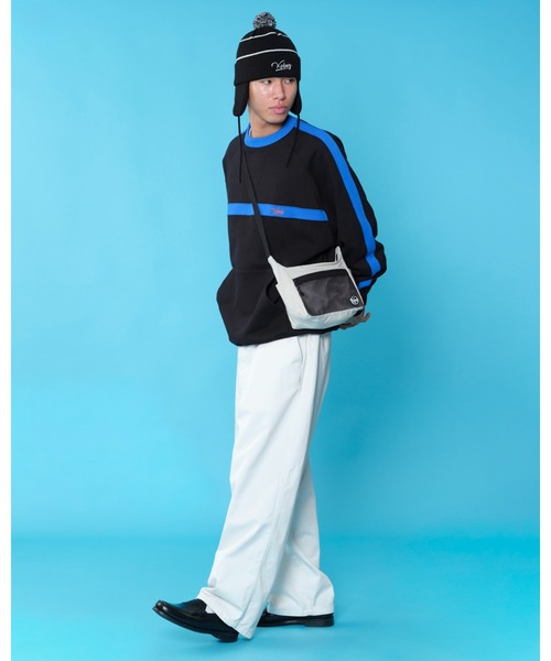 KEBOZ（ケボズ）の「NYLON MINI ROUND SHOULDER（ショルダーバッグ・メンズ・ホワイト/チャコールグレー・FREE）」の6枚目の写真