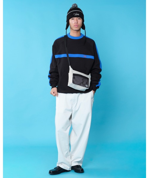 KEBOZ（ケボズ）の「NYLON MINI ROUND SHOULDER（ショルダーバッグ・メンズ・ホワイト/チャコールグレー・FREE）」の4枚目の写真