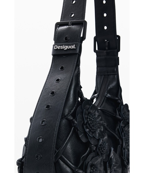 Desigual(デシグアル)の「フラワーキルティングミニバッグ(ハンドバッグ・レディース・ブラック・FREE)」の6枚目の写真