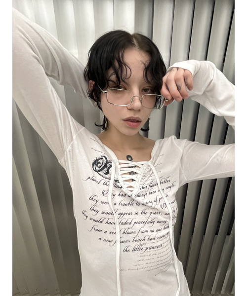 A FEW COMMENTS(アフューコメンツ)の「ペイルプリントレースアップロングスリーブトップホワイト(Tシャツ/カットソー・レディース・その他・FREE)」の3枚目の写真