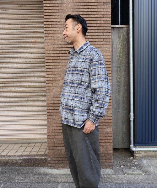 many men many mind(メニーメンメニーマインド)の「MANYMENMANYMINDS / ダメージチェック/L/Sワークシャツ(シャツ/ブラウス・メンズ・レッド/グリーン/ネイビー・LARGE/X-LARGE/MEDIUM)」の17枚目の写真