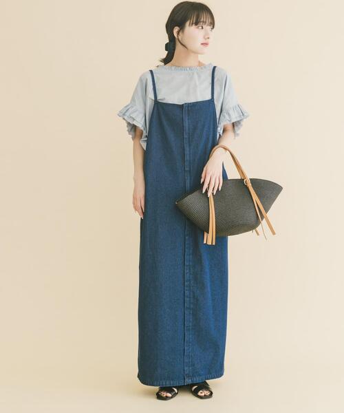 ITEMS URBANRESEARCH(アイテムズ アーバンリサーチ)の「デニムキャミワンピース(ワンピース・レディース・インディゴブルー/ライトインディゴブルー・FREE)」の13枚目の写真