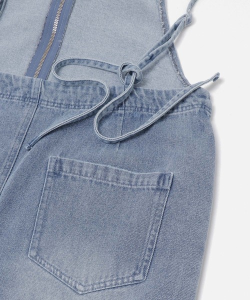 ITEMS URBANRESEARCH(アイテムズ アーバンリサーチ)の「デニムキャミワンピース(ジャンパースカート・レディース・ライトインディゴブルー/インディゴブルー・FREE)」の12枚目の写真