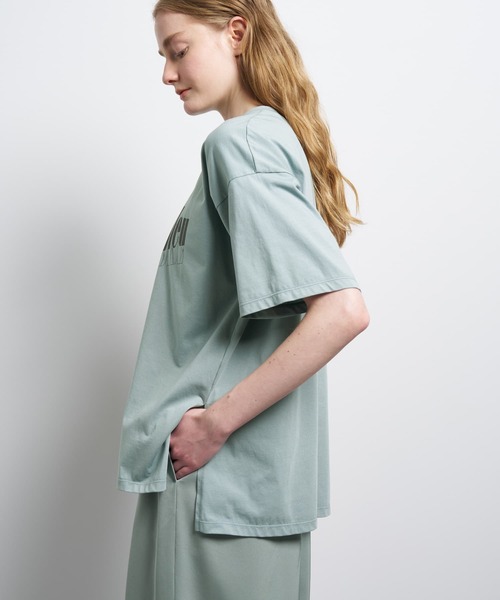 LANVIN en Bleu(ランバンオンブルー)の「“Summer paradise”ロゴプリントTシャツ(Tシャツ/カットソー・レディース・ライトカーキ/チャコールグレー/ベージュ・38)」の14枚目の写真
