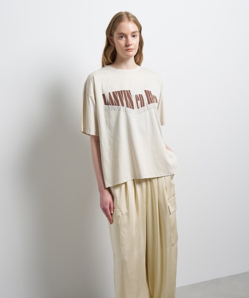 LANVIN en Bleu(ランバンオンブルー)の「“Summer paradise”ロゴプリントTシャツ(Tシャツ/カットソー・レディース・ライトカーキ/チャコールグレー/ベージュ・38)」の4枚目の写真
