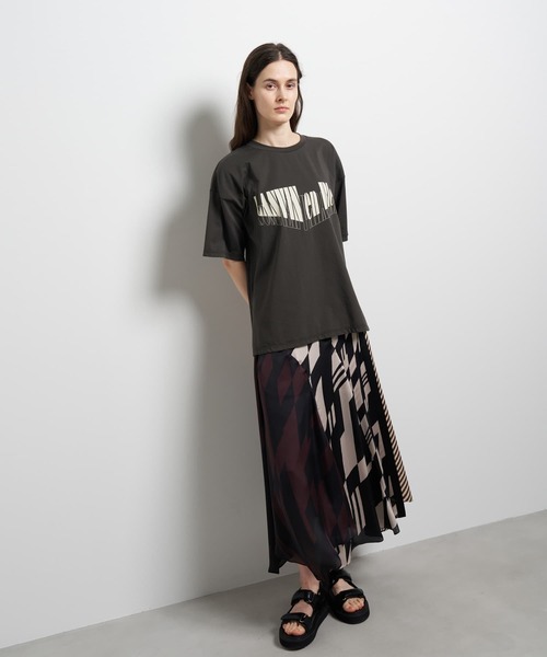 LANVIN en Bleu(ランバンオンブルー)の「“Summer paradise”ロゴプリントTシャツ(Tシャツ/カットソー・レディース・ライトカーキ/チャコールグレー/ベージュ・38)」の17枚目の写真