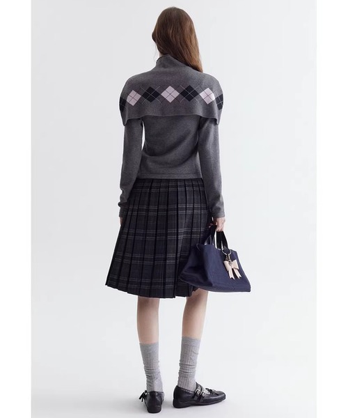 Fano Studios（ファノ ストゥディオズ）の「アーガイル柄ケープ レイヤード ニットカーディガン FC26T001【Fano Studios】【2026SS】（カーディガン/ボレロ・レディース・グレー・L/S/M）」の9枚目の写真