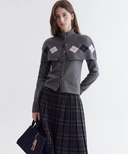 Fano Studios（ファノ ストゥディオズ）の「アーガイル柄ケープ レイヤード ニットカーディガン FC26T001【Fano Studios】【2026SS】（カーディガン/ボレロ・レディース・グレー・L/S/M）」の12枚目の写真