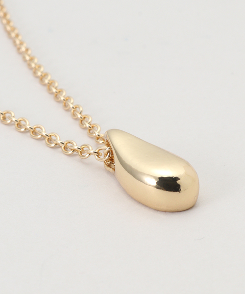 B.C STOCK(ベーセーストック)の「ドロップモチーフチャームネックレス(ネックレス・レディース・シルバー/ゴールド・FREE)」の5枚目の写真