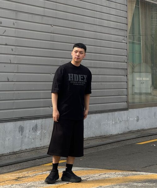 HDEX(エイチデックス)の「コアジャイアントフィットショートスリーブ(Tシャツ/カットソー・メンズ・ホワイト/ブラック/カーキ・MEDIUM/LARGE/X-LARGE/2XL/3XL)」の8枚目の写真