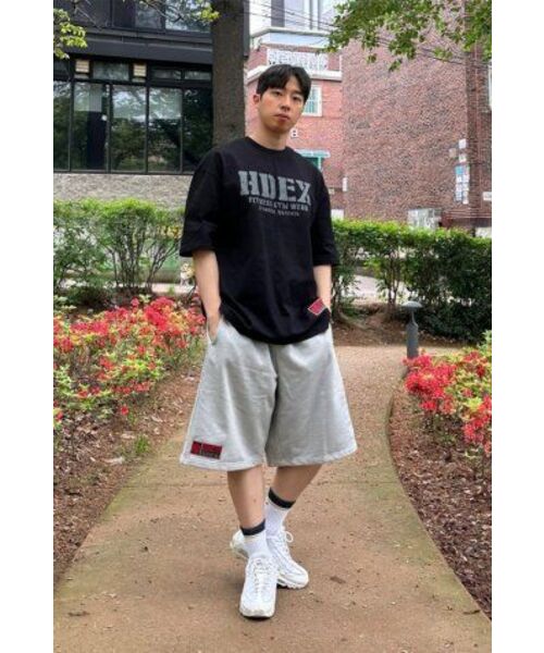 HDEX(エイチデックス)の「コアジャイアントフィットショートスリーブ(Tシャツ/カットソー・メンズ・ホワイト/ブラック/カーキ・MEDIUM/LARGE/X-LARGE/2XL/3XL)」の9枚目の写真