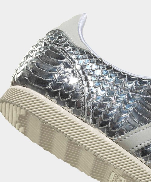 adidas（アディダス）の「ジャパン / JAPAN / アディダスオリジナルス adidas Originals（スニーカー・レディース・ブラック/シルバー・22.0cm/22.5cm/23.0cm/23.5cm/24.0cm/24.5cm/25.0cm/25.5cm/26.0cm/26.5cm/27.0cm/27.5cm/28.0cm/28.5cm）」の18枚目の写真