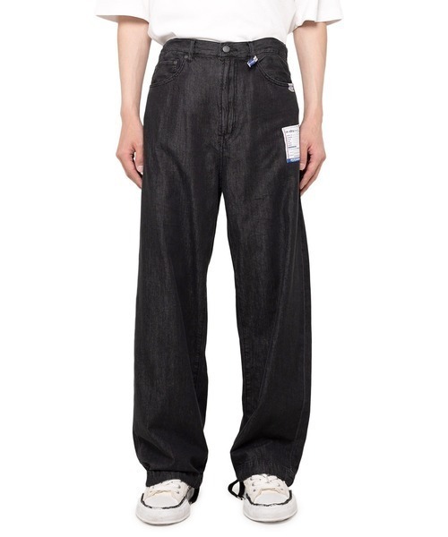 In・stru(men-tal).(インストルメンタル)の「【in・stru(men-tal).】COTTON TENCEL DENIM BAGGY PANTS(デニムパンツ・メンズ・ブラック/インディゴブルー・48/46/44)」の1枚目の写真