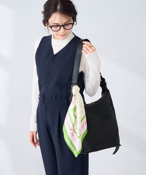 a.v.v（アーヴェヴェ）の「シルクスカーフ（ストール/ショール・レディース・レッド/ライトピンク/アイボリー/ミント・38）」の22枚目の写真