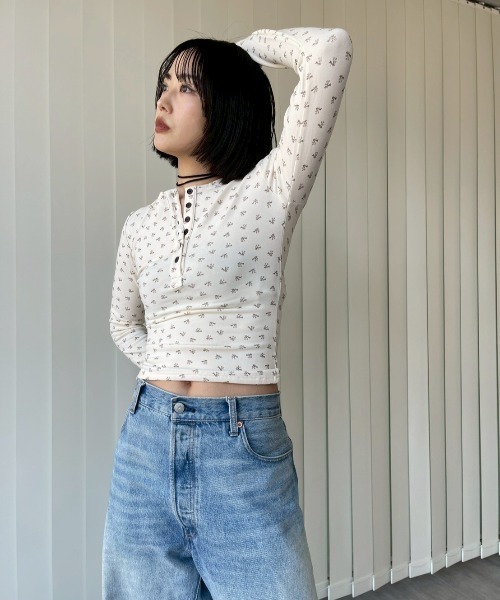 AMAIL（アマイル）の「Vintage Top（Tシャツ/カットソー・レディース・ダークブラウン/アイボリー・FREE）」の5枚目の写真