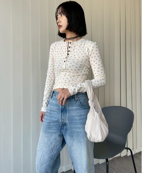 AMAIL（アマイル）の「Vintage Top（Tシャツ/カットソー・レディース・ダークブラウン/アイボリー・FREE）」の6枚目の写真