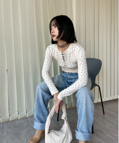 AMAIL（アマイル）の「Vintage Top（Tシャツ/カットソー・レディース・ダークブラウン/アイボリー・FREE）」の8枚目の写真