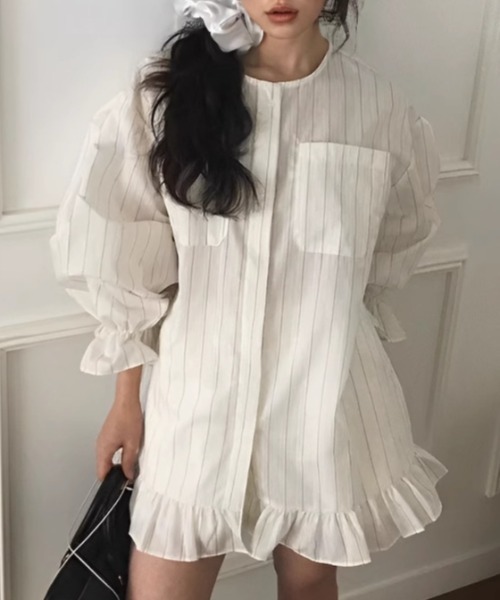 FREE STYLISTS(フリー スタイリスト)の「YUGA_YGMC Korean-style striped shirt dress with voluminous sleeves and tiered ruffles(ワンピース・レディース・ホワイト/ライトイエロー/ライトブルー・FREE)」の1枚目の写真