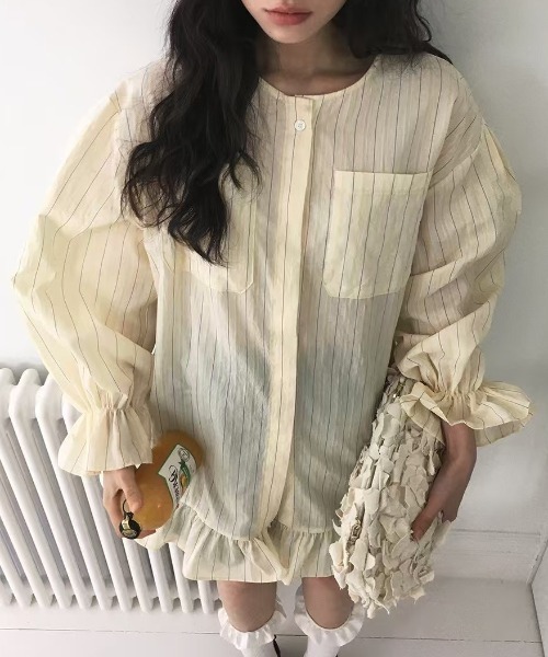 FREE STYLISTS(フリー スタイリスト)の「YUGA_YGMC Korean-style striped shirt dress with voluminous sleeves and tiered ruffles(ワンピース・レディース・ホワイト/ライトイエロー/ライトブルー・FREE)」の22枚目の写真