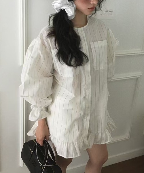 FREE STYLISTS(フリー スタイリスト)の「YUGA_YGMC Korean-style striped shirt dress with voluminous sleeves and tiered ruffles(ワンピース・レディース・ホワイト/ライトイエロー/ライトブルー・FREE)」の7枚目の写真