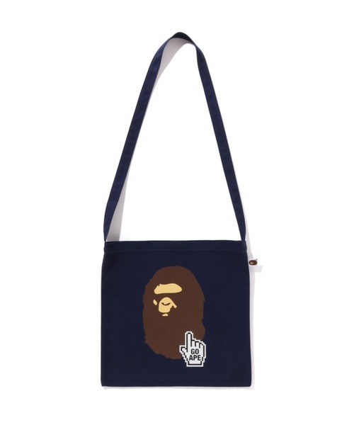 A BATHING APE(アベイシングエイプ)の「BAPE ONLINE SACOCHE BAPEC(ショルダーバッグ・メンズ・ブラック/ホワイト/ネイビー・FREE)」の3枚目の写真