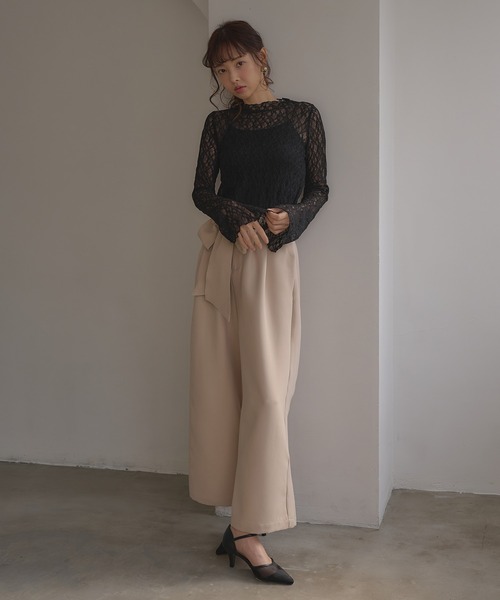 SOELA(ソエラ)の「【INGNI SOELA】ハイネックストレッチレーストップス/WEB限定(Tシャツ/カットソー・レディース・ブラック/オフホワイト・FREE)」の4枚目の写真