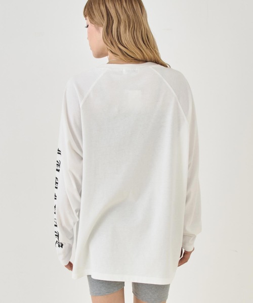 ANAP（アナップ）の「ブラックレタープリントラグランスリーブロンT（Tシャツ/カットソー・レディース・ブラック/ホワイト×ブラック/ホワイト・F）」の19枚目の写真