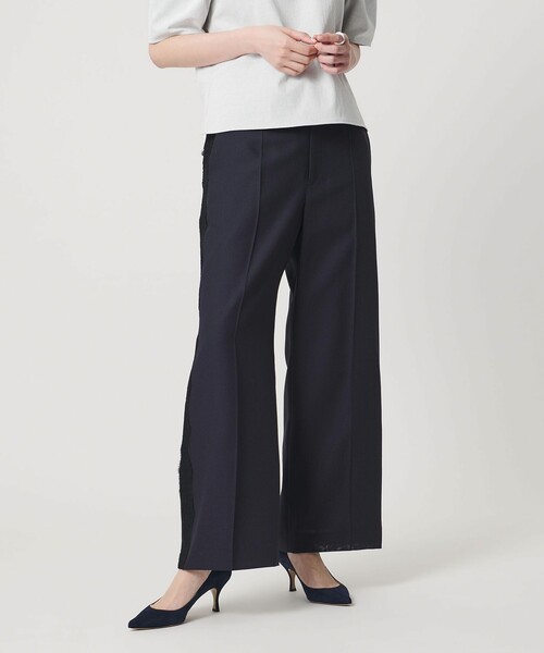 UNITED ARROWS(ユナイテッドアローズ)の「レース コンビ ストレートパンツ(スラックス・レディース・ネイビー/オフホワイト・36/38)」の5枚目の写真