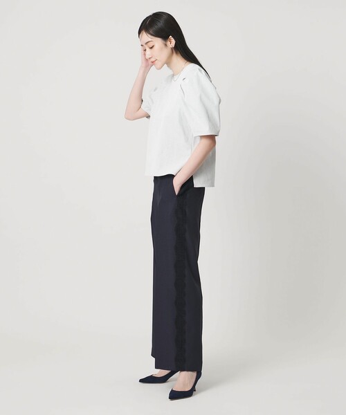 UNITED ARROWS(ユナイテッドアローズ)の「レース コンビ ストレートパンツ(スラックス・レディース・ネイビー/オフホワイト・36/38)」の6枚目の写真