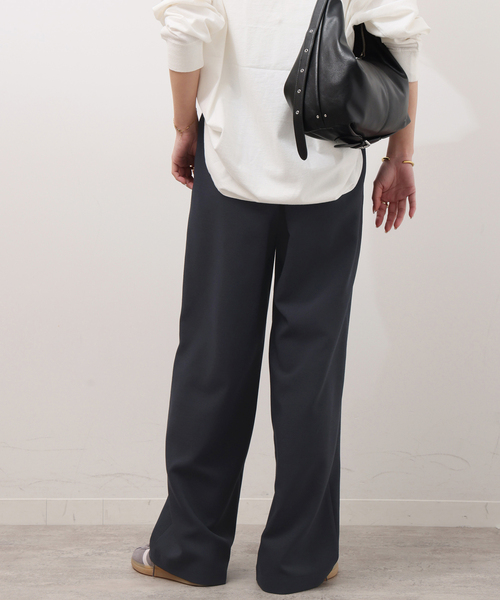 JOURNAL STANDARD relume（ジャーナルスタンダード　レリューム）の「アセテートスラブストレッチベイカーパンツ（その他パンツ・レディース・ベージュ/ネイビー・36/38）」の12枚目の写真