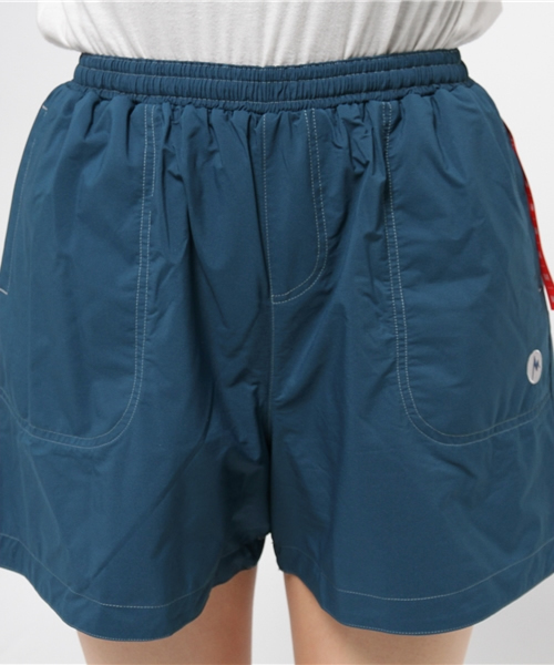 MARMOT(マーモット)の「スローマウンテンリバーシブルショートパンツ(SLOW MOUNTAIN RIVERSIBLE SHORT PANT)四角友里コラボレーションモデル(その他パンツ・レディース・ベージュ系その他/ブルー系その他・LARGE/MEDIUM/X-LARGE/SMALL)」の6枚目の写真