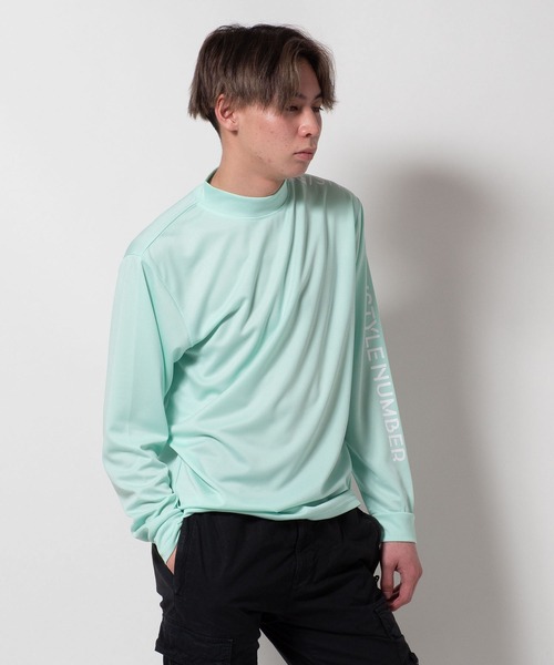BAYBLO(ベイブロ)の「(SA) ドライ モックネック ロゴ 長袖 Tシャツ(Tシャツ/カットソー・メンズ・ライトグリーン系/ホワイト系1/ホワイト系/ブラック系/ネイビー系1/ライトグリーン系1/ブラック系1/ネイビー系・M/LL/L)」の11枚目の写真
