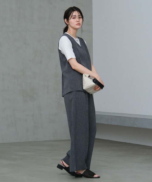 LAKOLE(ラコレ)の「【多機能ウェア】リネンタッチペプラムベスト / 654342(ベスト・レディース・ライトベージュ/ライトブラウン/スミクロ・FREE)」の6枚目の写真