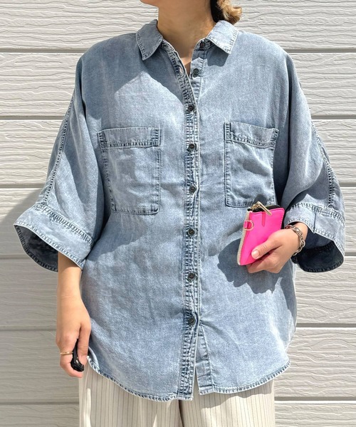 Q(キュー)の「バッグモノグラムテンセルデニムシャツ(シャツ/ブラウス・レディース・ライトグレー/ライトブルー・MEDIUM)」の11枚目の写真