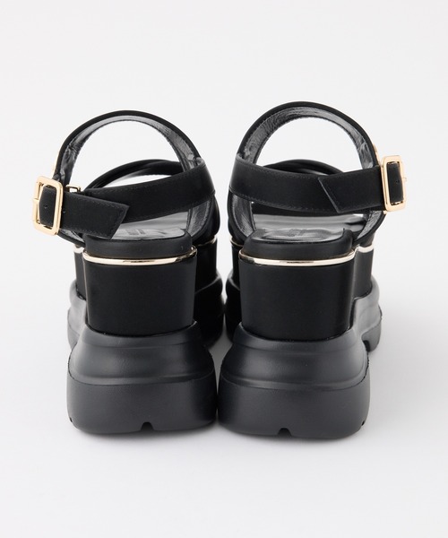 one after another NICE CLAUP（ワンアフターアナザーナイスクラップ）の「エンブレム付き厚底サンダル（サンダル・レディース・ブラック/アイボリー/サックスブルー・LARGE/MEDIUM/SMALL）」の4枚目の写真