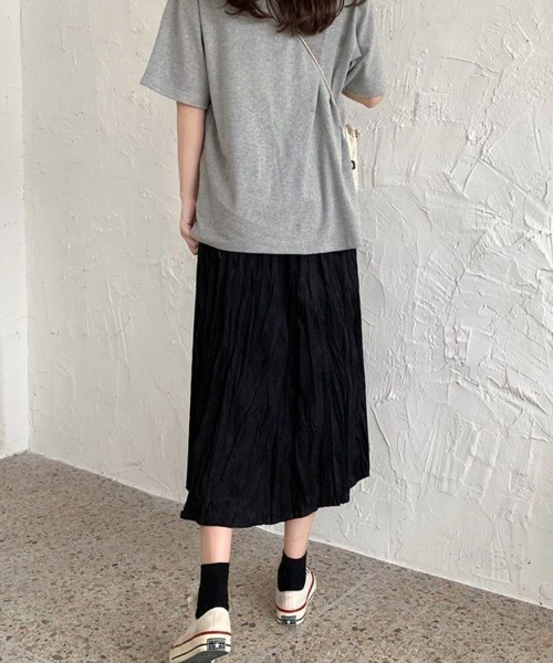 mielu(ミエル)の「シワ加工ミディ丈スカート(スカート・レディース・ブラック/ホワイト・LARGE/MEDIUM)」の10枚目の写真