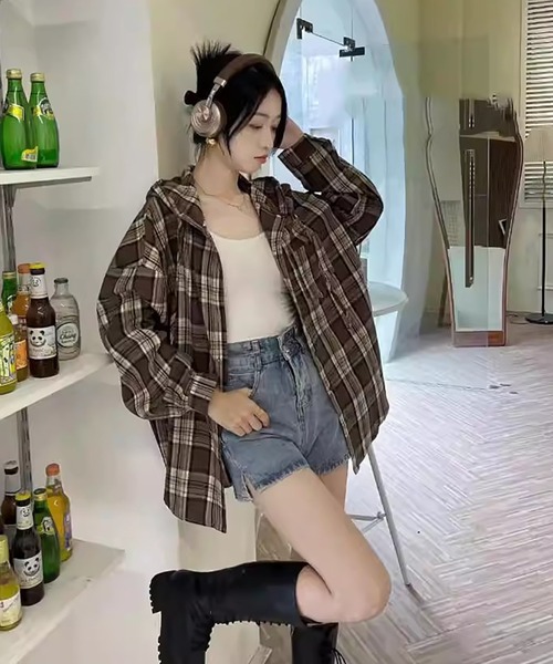 Girly Doll(ガーリードール)の「チェック柄オーバーサイズフード付きシャツ(シャツ/ブラウス・レディース・ブラウン/レッド/ブルー・FREE)」の8枚目の写真