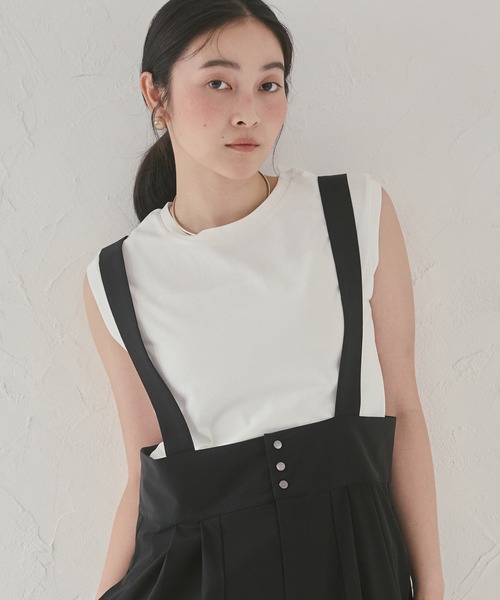 hunch(ハンチ)の「ベーシック ノースリーブトップス(Tシャツ/カットソー・レディース・ブラウン/ブルー/オフホワイト/ブラック/イエロー/レッド/アイボリー/チョコ・FREE)」の5枚目の写真