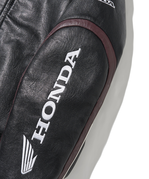 PHYPS MOTORCYCLE（フィップスモーターサイクル）の「Engineered Leather Racing Jacket Black（ライダースジャケット・レディース・その他・SMALL/LARGE/X-LARGE/MEDIUM）」の4枚目の写真